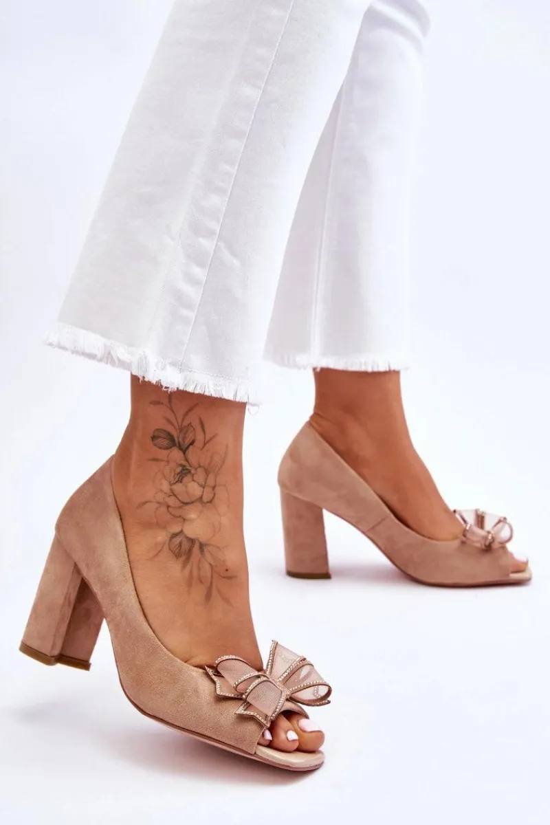 Discount Damskie buty S.Barski Klasyczne Zamszowe Czółenka Z Kokardą Beżowe Corey