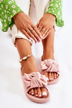 Best Evento Klasyczne Zamszowe Klapki Z Kokardą Różowe Hayle