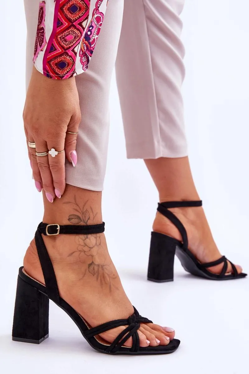 Sandały Na Słupku|Sandały Na Obcasie>Boto Klasyczne Zamszowe Sandały Na Słupku Czarne Bernett Czarny