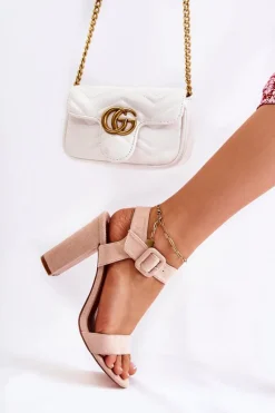 Hot Boto Klasyczne Zamszowe Sandały Beżowe Nelia