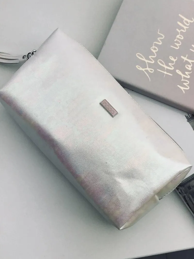 Torebki Nobo|Kosmetyczki Damskie>Nobo Kosmetyczka Saszetka Perłowa Benzyna