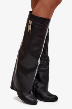 Clearance Boto Kozaki Damskie Na Koturnie Z Paskiem I Srebrnym Detalem Eko Skórzane Czarne Korivelle Czarny