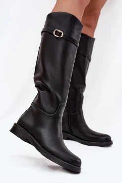 Online Boto Kozaki Damskie Na Płaskim Obcasie Z Paskiem I Złotą Klamrą Czarne Sylvena