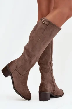 Kozaki Ocieplane|Kozaki Przed Kolano></noscript>Buty damskie Vinceza Kozaki Damskie Ocieplane Na Obcasie Ze Złotą Klamrą Vinceza 58589 Ciemnobeżowe