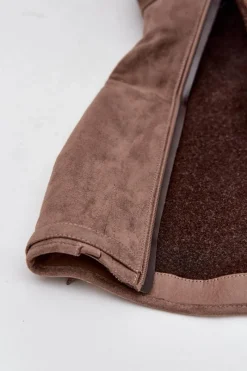 Kozaki Ocieplane|Kozaki Przed Kolano></noscript>Buty damskie Vinceza Kozaki Damskie Ocieplane Na Obcasie Ze Złotą Klamrą Vinceza 58589 Ciemnobeżowe