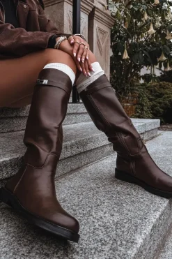 Kozaki Ocieplane|Muszkieterki></noscript>Boto Kozaki Damskie Z Ozdobnym Paskiem Eko Skórzane Czekoladowe Palisse