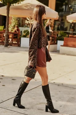 Kozaki Na Słupku|Kozaki Przed Kolano><noscript><img width=