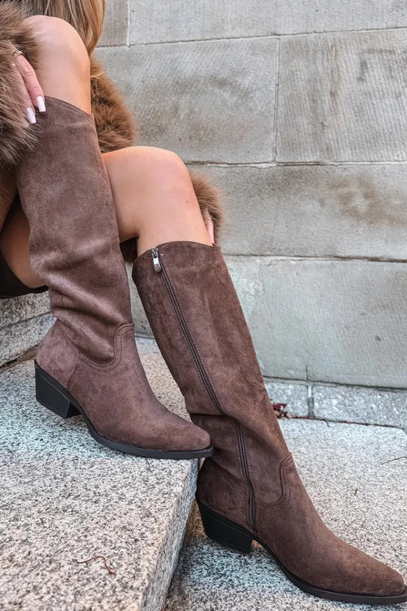 Kozaki Na Słupku|Kozaki Przed Kolano>Boto Kozaki Kowbojki Damskie Na Obcasie Z Eko Zamszu Brązowe Esmira Brązowy