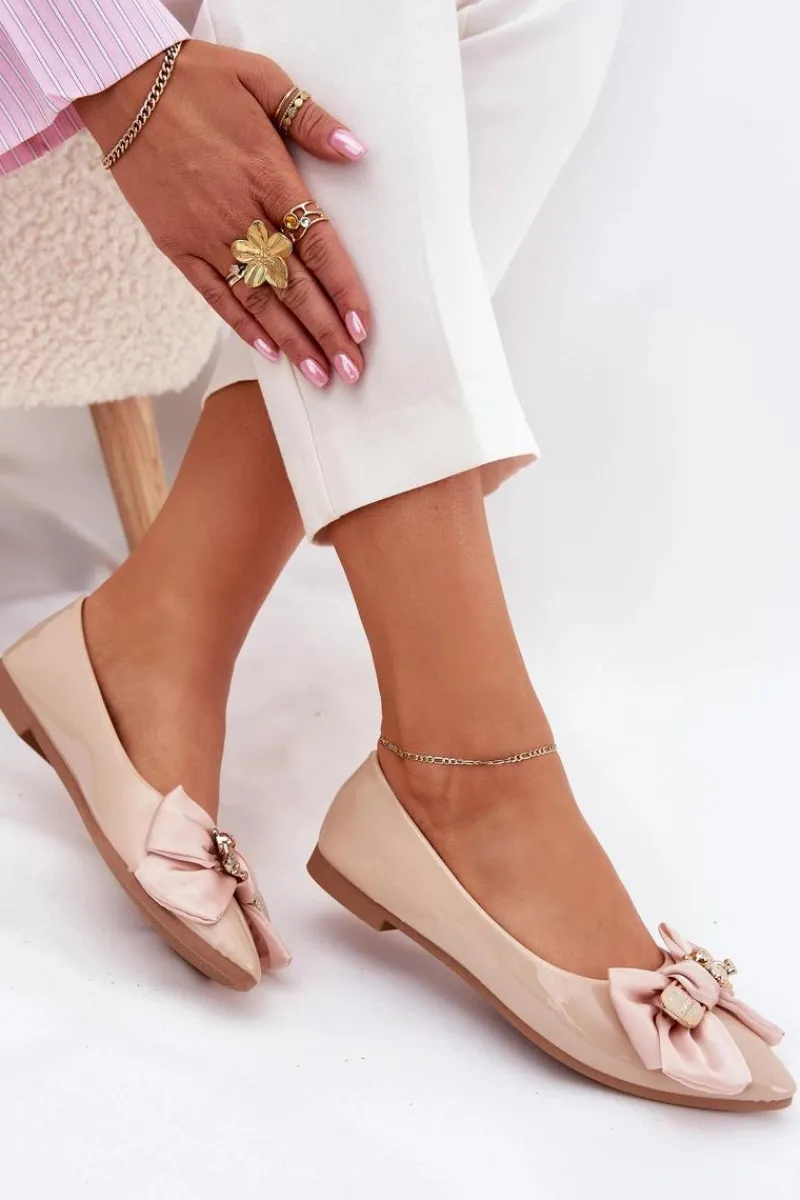 Clearance Boto Lakierowane Baleriny Z Kokardą I Złotą Broszką Beżowe Rivona