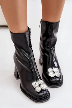 Outlet Lakierowane Botki Damskie Na Słupku Z Ozdobą D&A MR880-019 Czarne Damskie Botki Ocieplane|Botki Na Obcasie