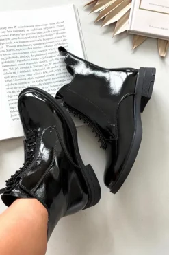 Botki Skórzane|Botki Płaskie></noscript>D&A Lakierowane Botki Damskie Z Naturalnej Skóry MR52-108 Czarne Czarny