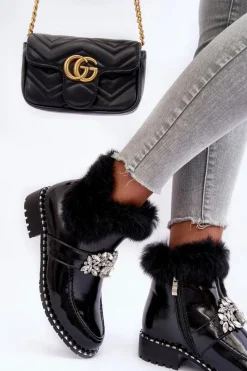 New Damskie buty S.Barski Lakierowane Botki Z Ozdobą I Futerkiem S.Barski MR870-73 Czarne