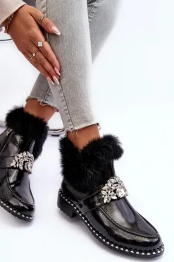 New Damskie buty S.Barski Lakierowane Botki Z Ozdobą I Futerkiem S.Barski MR870-73 Czarne