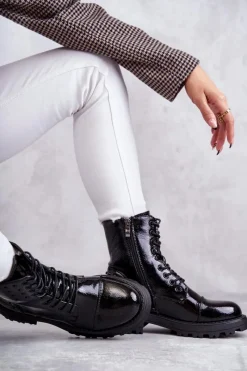 Hot Boto Lakierowane Botki Z Ćwiekami Czarne Palmira