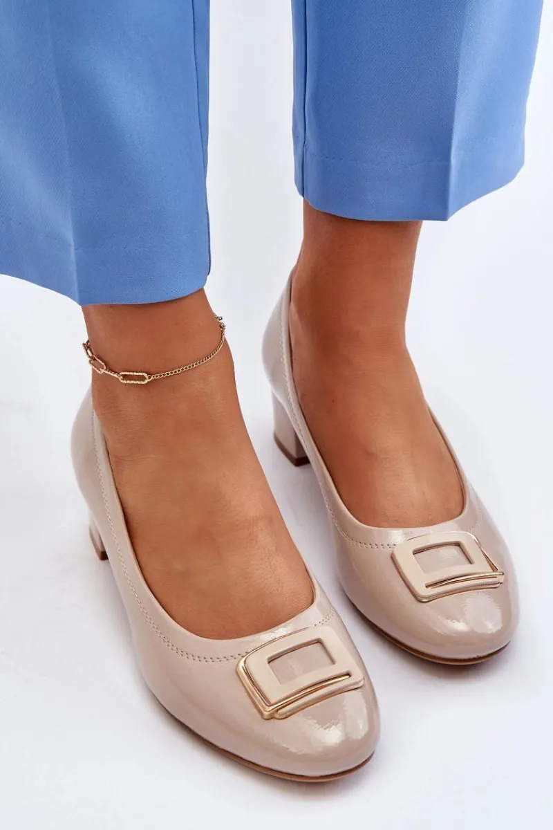 Czółenka Na Słupku|Czółenka Klasyczne>Buty damskie Vinceza Lakierowane Czółenka Na Klocku Z Ozdobą Beżowe Enollia