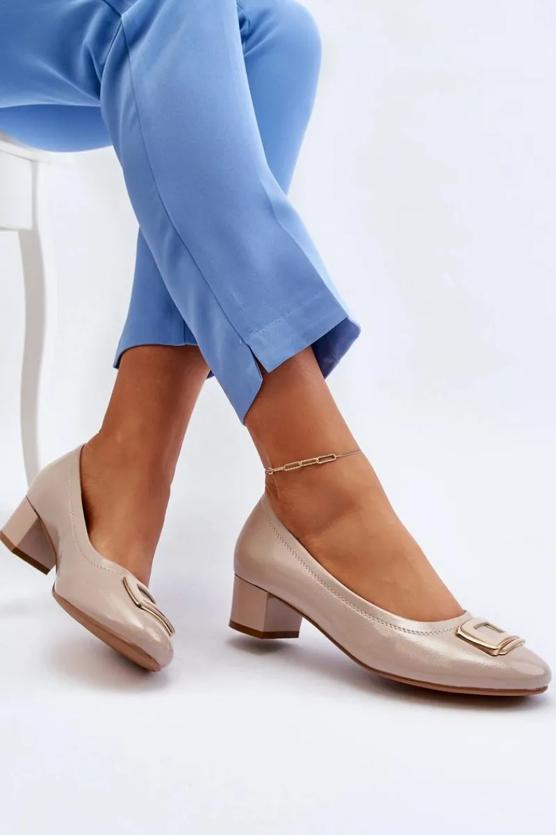 Czółenka Na Słupku|Czółenka Klasyczne>Buty damskie Vinceza Lakierowane Czółenka Na Klocku Z Ozdobą Beżowe Enollia