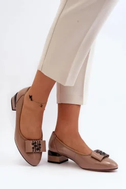 Discount Buty damskie Vinceza Lakierowane Czółenka Na Klocku Beżowe Ilvanna