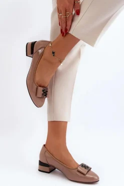 Discount Buty damskie Vinceza Lakierowane Czółenka Na Klocku Beżowe Ilvanna