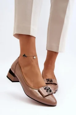 Discount Buty damskie Vinceza Lakierowane Czółenka Na Klocku Beżowe Ilvanna