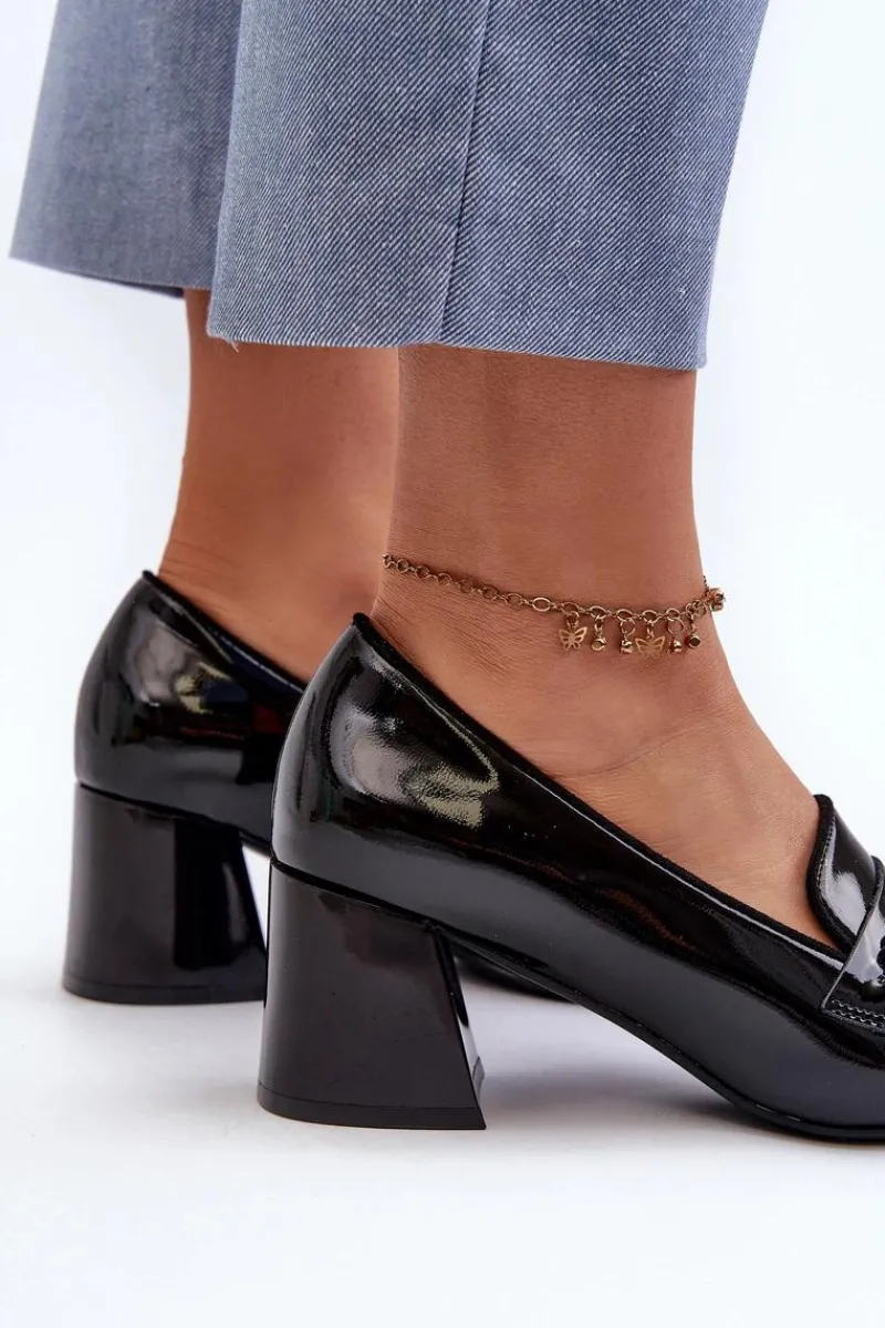 Czółenka Na Słupku|Czółenka Klasyczne>Buty damskie Vinceza Lakierowane Czółenka Na Niskim Obcasie Z Ozdobą Czarne Makki