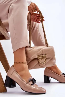 Lakierowane Czółenka Z Łańcuchem Beżowe Keilani Damskie Czółenka Na Słupku|Czółenka Klasyczne