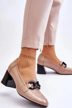 Lakierowane Czółenka Z Łańcuchem Beżowe Keilani Damskie Czółenka Na Słupku|Czółenka Klasyczne