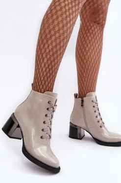 New Damskie buty S.Barski Lakierowane Damskie Botki D&A MR870-98 Jasnoszare