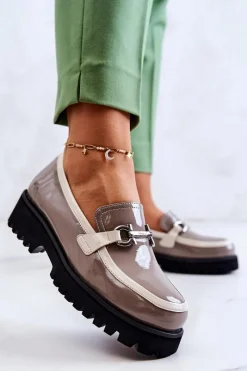 Clearance Damskie buty S.Barski Lakierowane Damskie Półbuty Loafery Beżowo-Białe Cassida