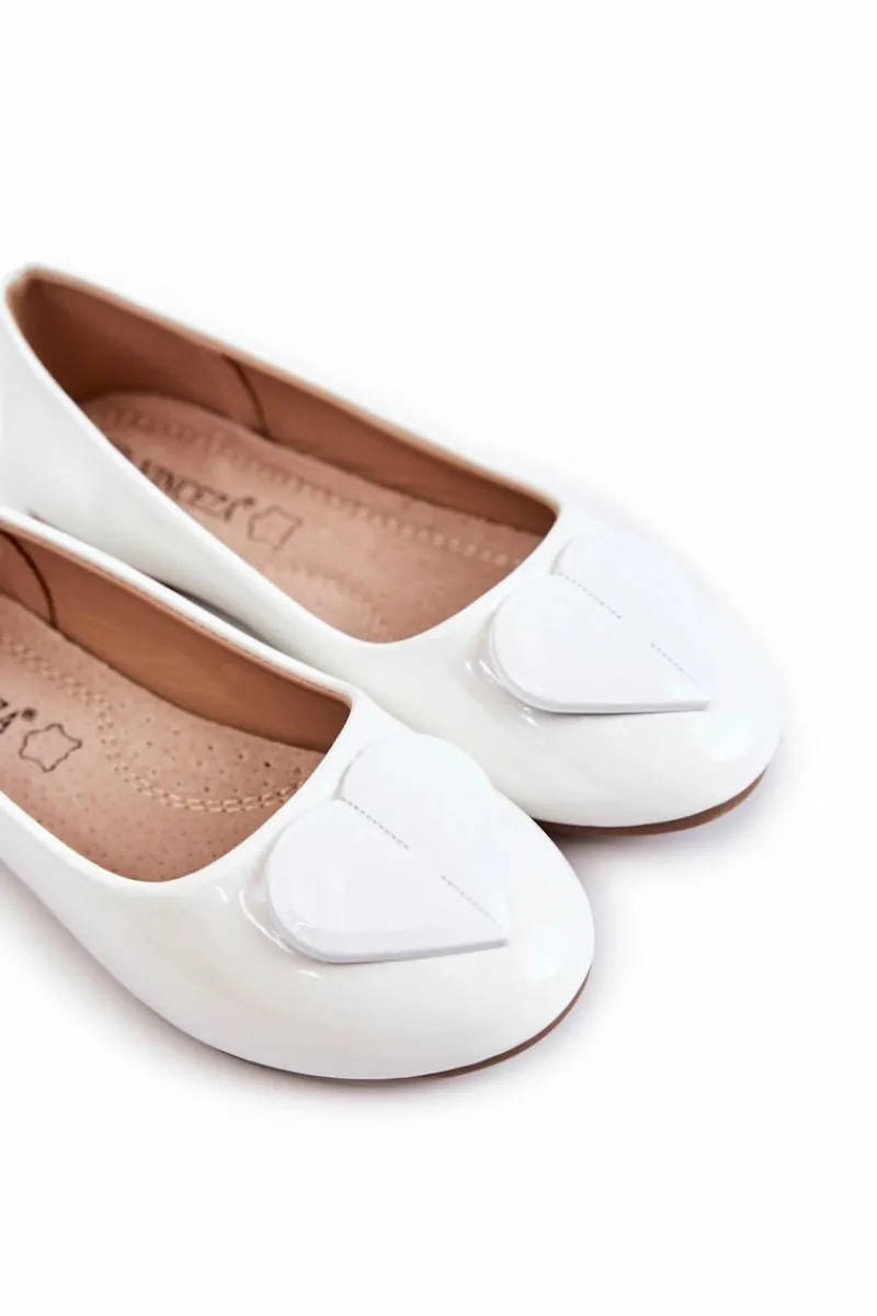 Outlet Lakierowane Dziecięce Balerinki Z Sercem Białe Corty Dzieci Balerinki Dziecięce