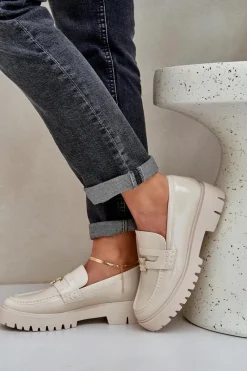 Loafersy Damskie|Mokasyny Płaskie>Boto Lakierowane Mokasyny Damskie Z Przypinką Miś Beżowe Wulinea Beżowy