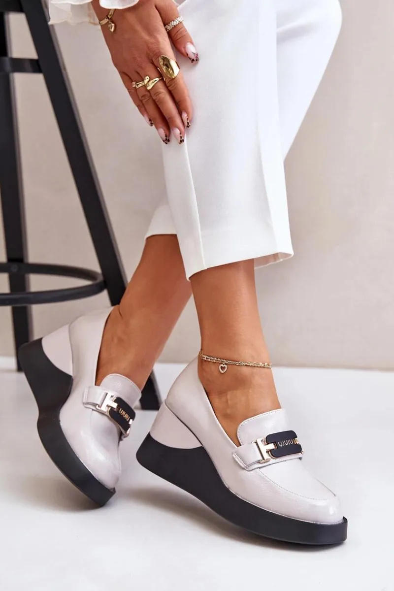 Clearance Buty damskie Vinceza Lakierowane Mokasyny Na Koturnie Vinceza 58337 Szare