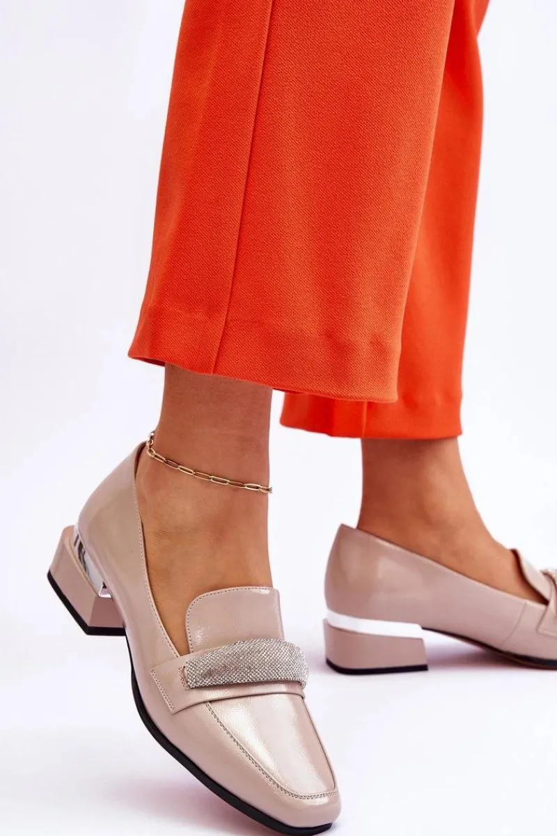 Discount Damskie buty S.Barski Lakierowane Mokasyny Na Obcasie Z Cyrkoniami Beżowe Lavern