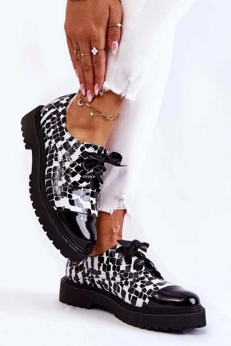 Półbuty Lakierowane|Półbuty Skórzane>Laura Messi Lakierowane Półbuty Wiązane 2441 Czarno-Białe