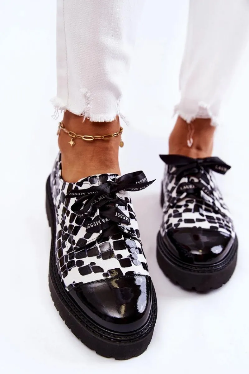 Półbuty Lakierowane|Półbuty Skórzane>Laura Messi Lakierowane Półbuty Wiązane 2441 Czarno-Białe