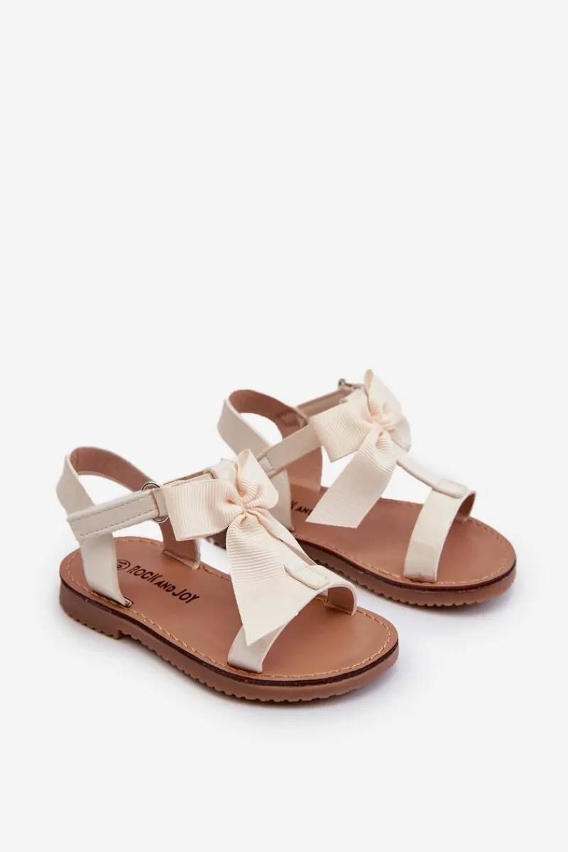 Clearance Lakierowane Sandałki Dziecięce Z Kokardką Na Rzep Jasnobeżowe Joratia Dzieci Dziewczęce