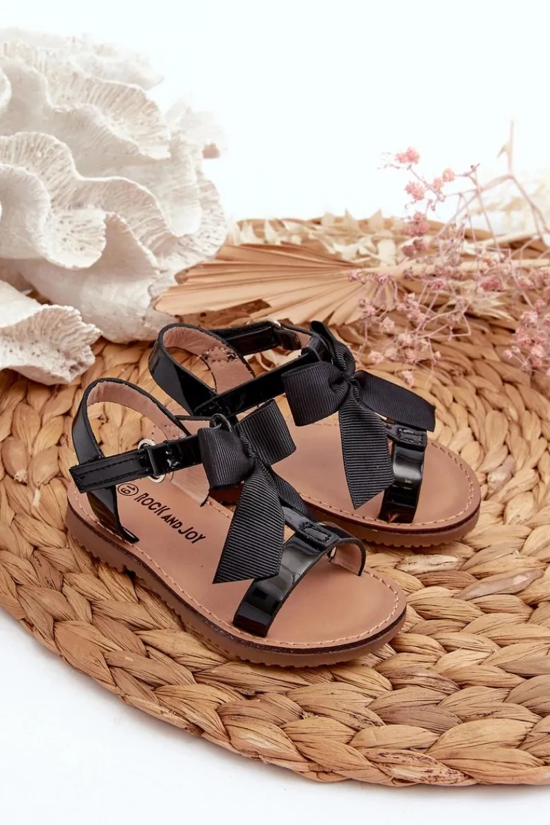 Dziewczęce>Boto Lakierowane Sandałki Dziecięce Z Kokardką Na Rzep Czarne Joratia Czarny