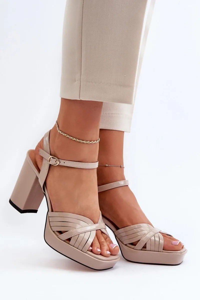 Discount Damskie buty S.Barski Lakierowane Sandały Damskie Na Słupku Beżowe D&A MR38-668 Beżowy