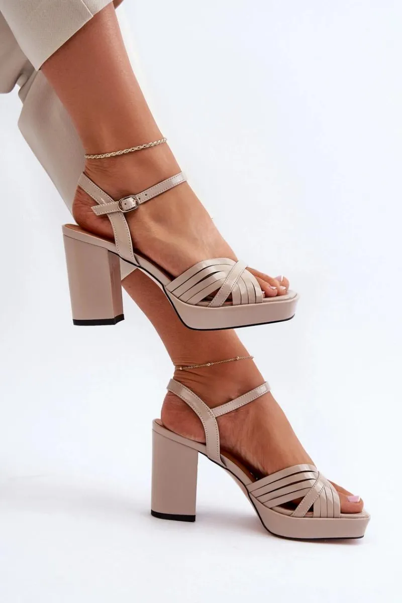 Discount Damskie buty S.Barski Lakierowane Sandały Damskie Na Słupku Beżowe D&A MR38-668 Beżowy