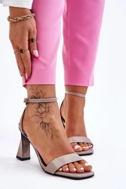 New Lakierowane Sandały Na Obcasie Szare Owen Damskie Sandały Na Obcasie