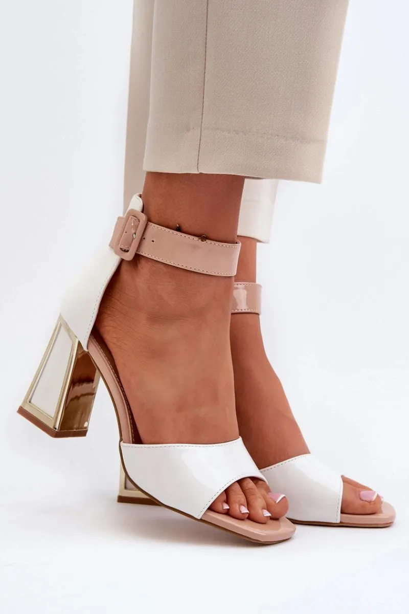 Discount Lakierowane Sandały Na Słupku Białe Adrianu Damskie Sandały Na Obcasie