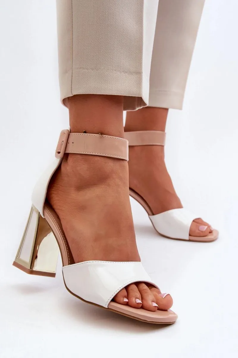 Discount Lakierowane Sandały Na Słupku Białe Adrianu Damskie Sandały Na Obcasie