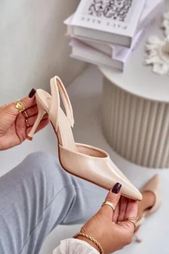 Best Boto Lakierowane Szpilki Z Odkrytą Piętą Beżowe Emmizola