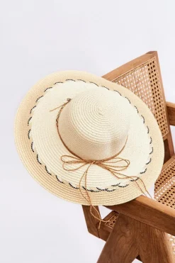 Outlet Lekki Damski Kapelusz Ze Zdobieniami Beżowy Okrycia Głowy