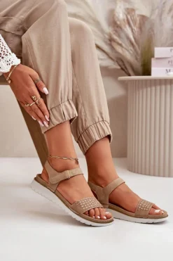 Outlet INBLU Lekkie I Wygodne Zdobione Sandały Damskie Na Rzep Ciemnobeżowe CN000039