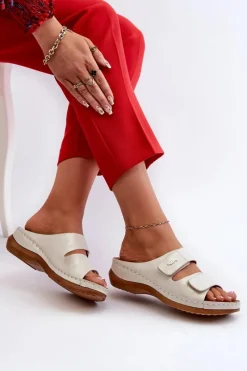 New Lekkie Klapki Damskie Z Eko Skóry Srebrne Frellia Damskie Klapki Damskie Klasyczne