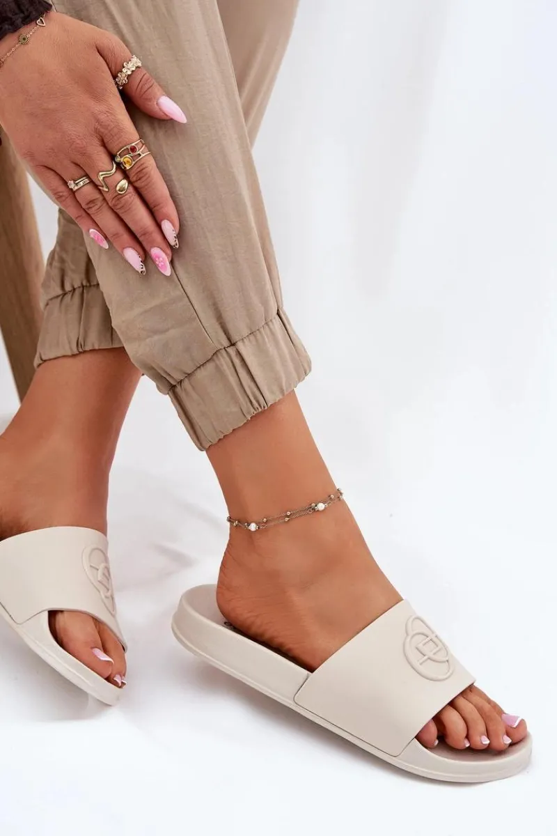 New Evento Lekkie Klapki Damskie Z Ozdobnym Tłoczeniem Beżowe Isarisa