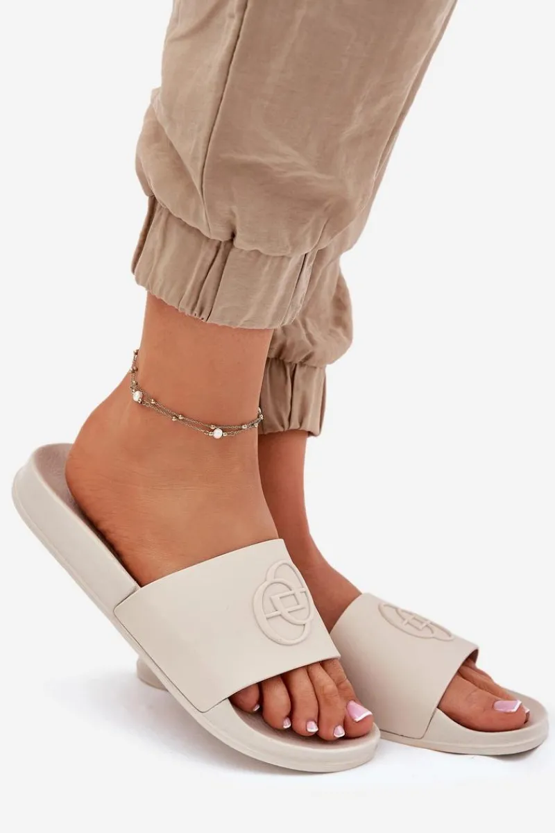 New Evento Lekkie Klapki Damskie Z Ozdobnym Tłoczeniem Beżowe Isarisa