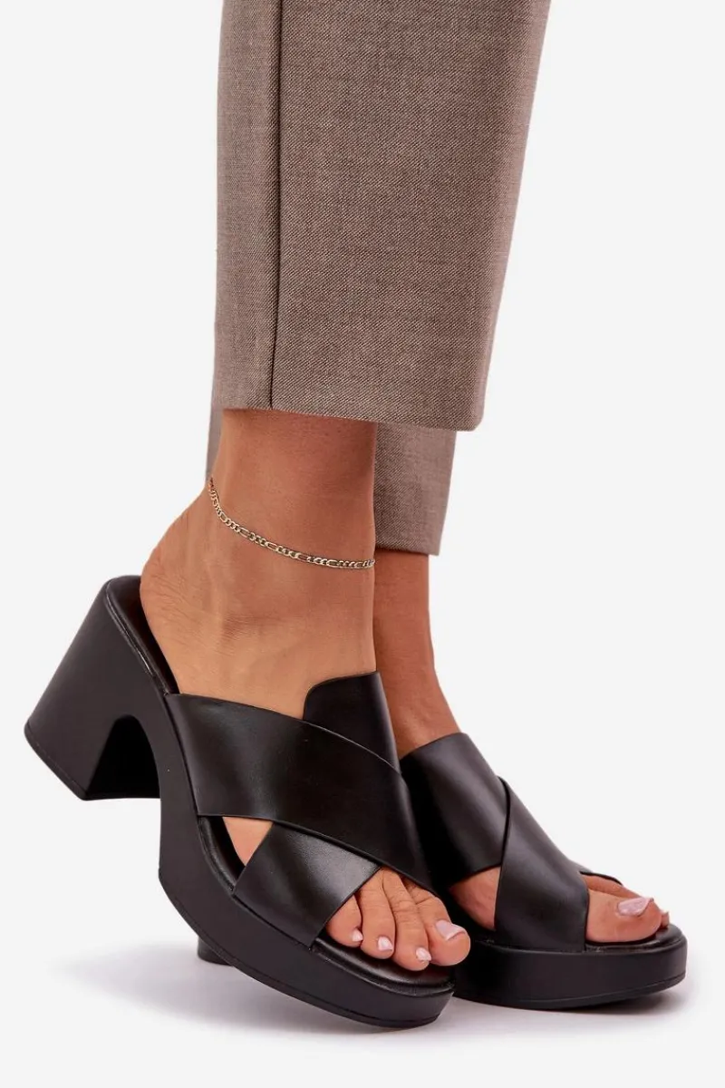 Klapki Na Obcasie|Klapki Damskie Klasyczne>Boto Lekkie Klapki Na Słupku Z Eko Skóry Czarne Kacaria Czarny