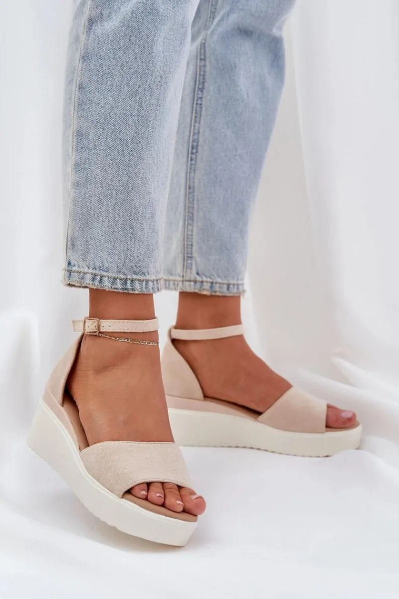 Boto Lekkie Sandały Na Platformie I Delikatnym Koturnie Jasnobeżowe Gillifia Beżowy