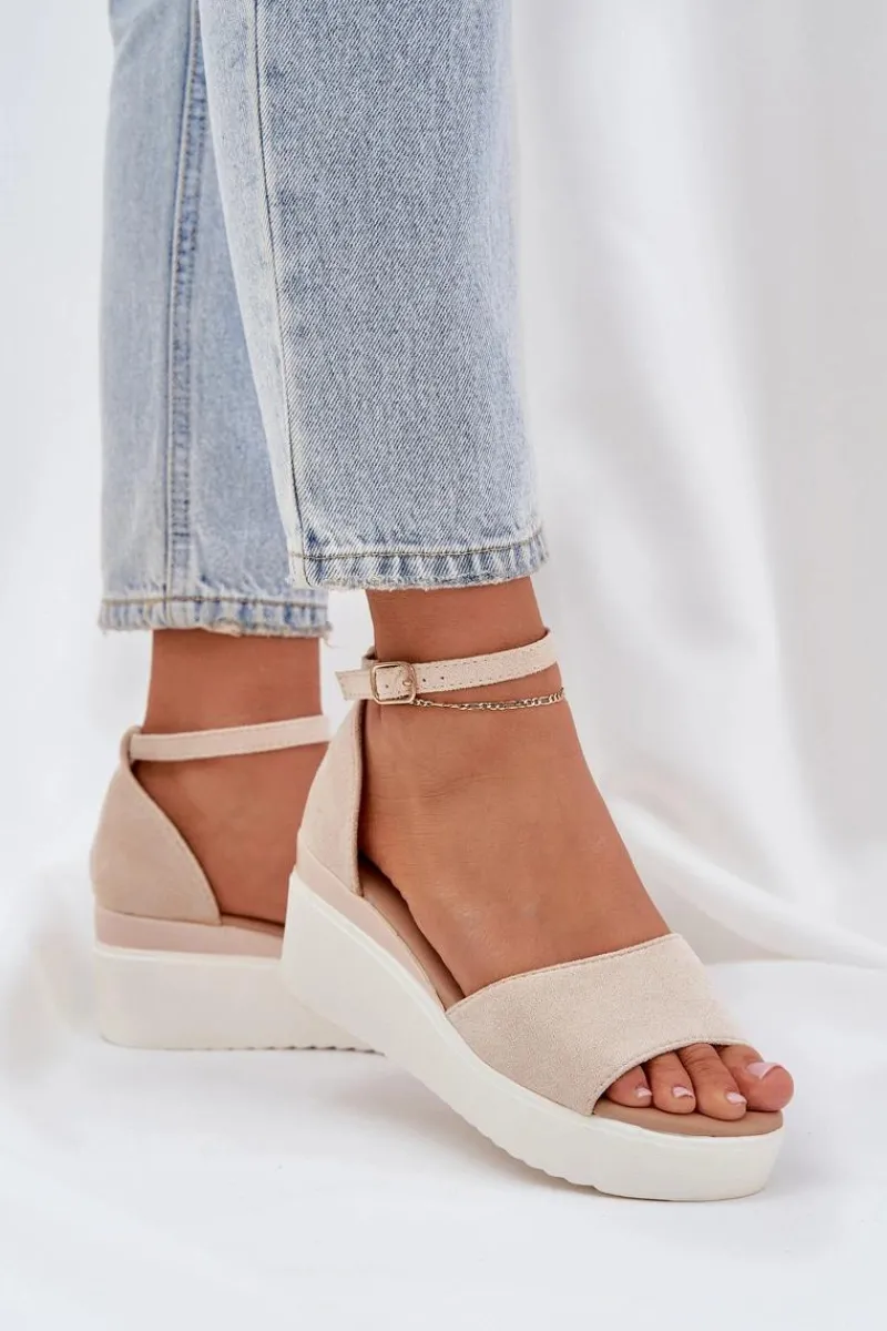 Boto Lekkie Sandały Na Platformie I Delikatnym Koturnie Jasnobeżowe Gillifia Beżowy